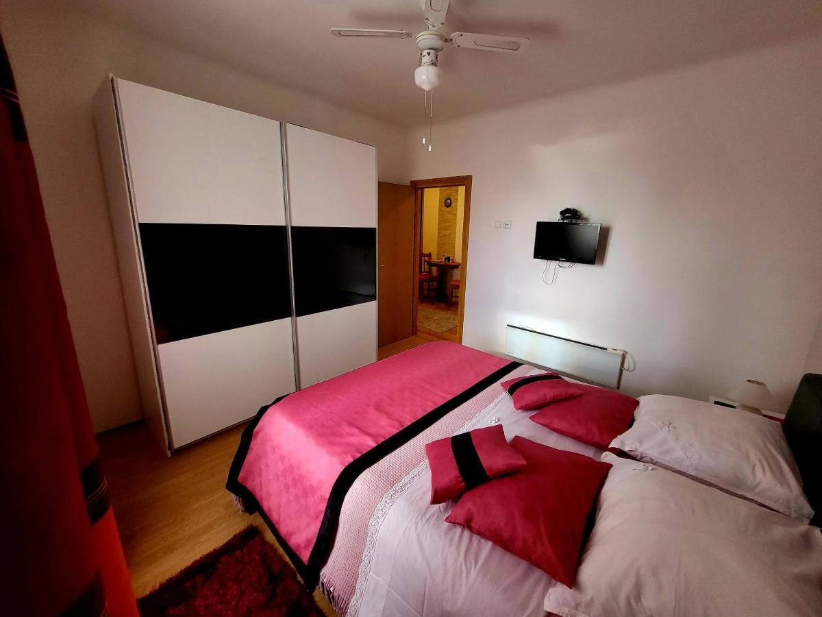 Apartment Lorna & Igor Zuvic Omišalj Buitenkant foto